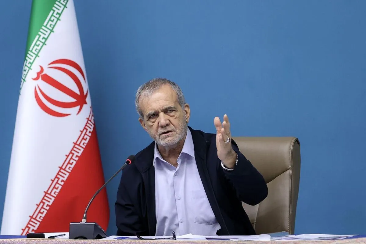پزشکیان: باید تفکر سیستمی و توانمندی کار تیمی را به دانش‌آموزان آموزش دهیم