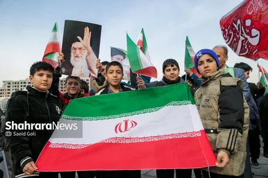 گزارش تصویری | مراسم آغاز چهل‌وهفتمین سالگرد دهه فجر انقلاب اسلامی در میدان شهدای مشهد