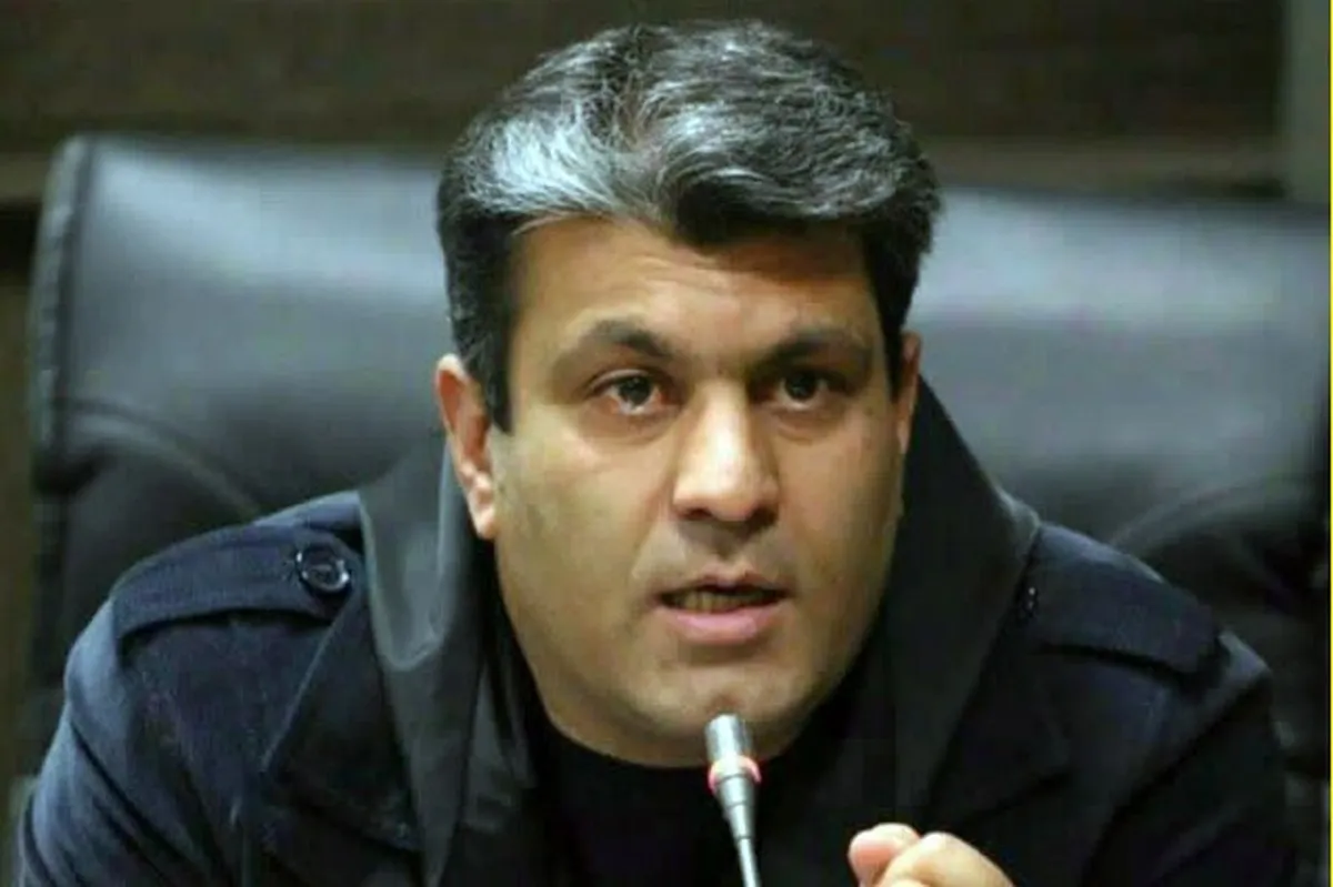 قهرمانی: سلبریتی‌های ۲ تابعیتی خجالت بکشند