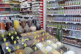 عرضه دارو از هرنوع در عطاری&zwnj;ها پیگیرد قانونی دارد