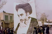 بازخوانی ماجرای خرداد سال ۱۳۴۲ در مشهد | وقتی ثمثال «آقاروح‌ا...» زینت مشهد شد