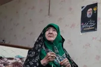 خانواده شهید رئیسی خبر فوت مادر ایشان را تکذیب کردند
