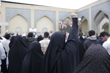 حضور و سخنرانی رهبر انقلاب در اجتماع زائران و مجاوران حرم مطهر رضوی- ۲