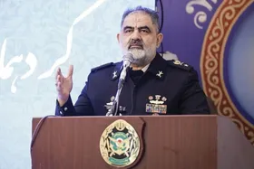 پاسخ دریادار ایرانی به محاصره اقتصادی دریایی ایران | پس کشتی&zwnj;های ما چگونه در بنادر حضور پیدا می&zwnj;کنند؟
