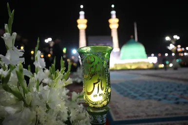 آیین خطبه خوانی شب شهادت امام رضا(ع) در حرم مطهر رضوی