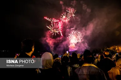 نورافشانی سال نو در پل طبیعت