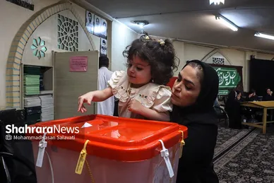 عکس‌هایی از مرحله دوم انتخابات چهاردهمین دوره ریاست‌جمهوری در مشهد (۶)