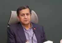 وعده همتی برای ثابت‌نگه‌داشتن نرخ ارز تا سال ۱۴۰۵