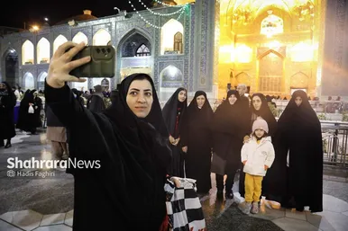 گزارش تصویری | حرم امام هشتم در شب میلاد امام علی(ع)