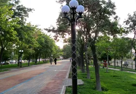 کسانی که فرهنگ غربی دارند حق استفاده از پیاده&zwnj; رو و پارک&zwnj;ها را ندارند + فیلم