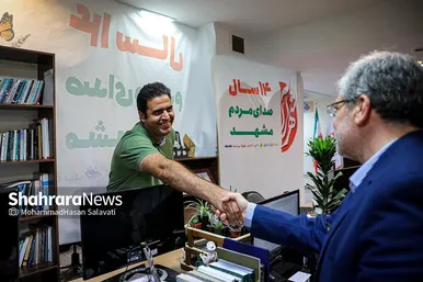 حضور شهردار مشهد در موسسه شهرآرا به مناسبت روز خبرنگار