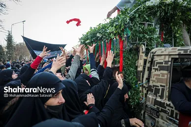 تشییع دو تن از شهدای حمله تروریستی کرمان در مشهد