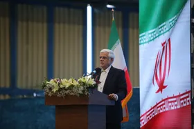 افتتاح بزرگترین کارخانه تولیدکننده تیرآهن در شرق کشور با حضور معاون اول رئیس&zwnj;جمهور | عارف: ارزش حال معادن کشور ما از نفت بیشتر است