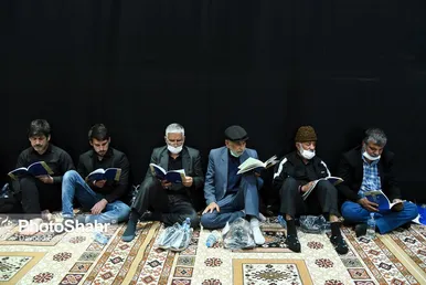 مراسم احیای شب بیست و یکم ماه رمضان در مشهد