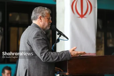 گزارش تصویری |رونمایی از ۲۵ دستگاه اتوبوس جدید و بازسازی شده سازمان اتوبوسرانی مشهد