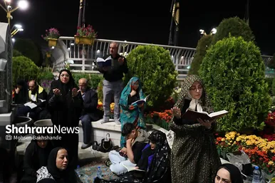 مراسم احیاء شب ۲۱ ماه رمضان در حرم مطهر رضوی
