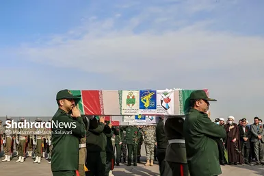 استقبال از پیکر مطهر ۱۲ شهید گمنام دفاع مقدس در فرودگاه هاشمی نژاد مشهد