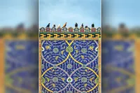 مرز میان خاک و افلاک