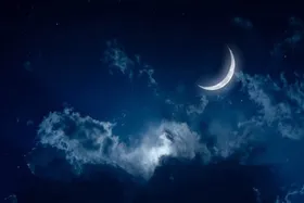 روزهای قمر در عقرب آبان ۱۴۰۴