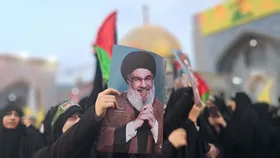 روایتی از دختران نصر&zwnj;الله | اجتماع دختران دهه هشتادی برای آزادی قدس در حرم مطهر رضوی
