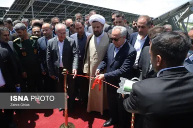 گزارش تصویری | افتتاح ۵ نیروگاه خورشیدی - بناب