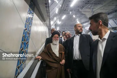 گزارش تصویری | بازدید آیت‌الله علم‌الهدی از ایستگاه باب‌الجواد(ع) مترو مشهد