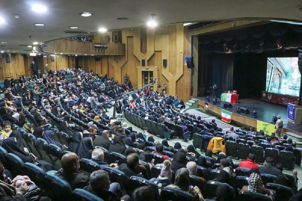 حاشیه در تالار حافظ و لغو ناگهانی تمرین‌ها