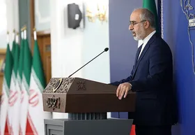 سخنگوی وزارت خارجه: صدراعظم آلمان در سمت اشتباه تاریخ ایستاده است