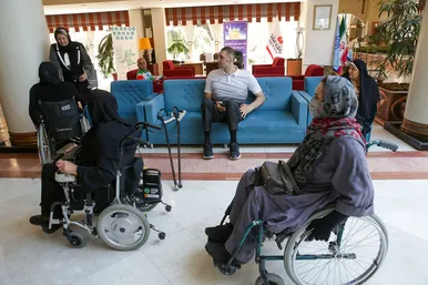  تجلیل از مدال‌آوران پاراالمپیکی