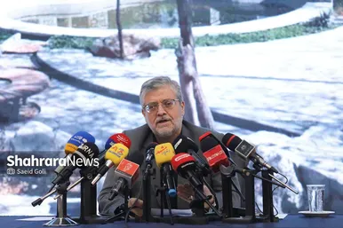 نشست خبری شهردار مشهد مقدس با اصحاب رسانه
