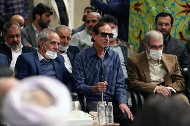 دیدار شاعران و اساتید ادبیات فارسی با رهبر انقلاب