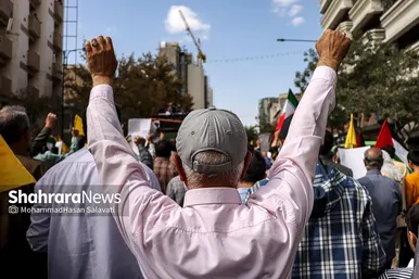 راهپیمایی انزجار مردم مشهد از جنایات رژیم صهیونیستی در لبنان و فلسطین