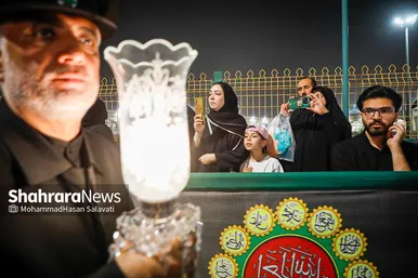 گزارش تصویری | آیین شام غریبان شهادت امام رضا(ع) در حرم رضوی