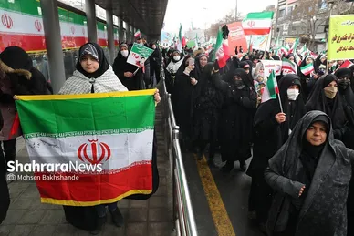 گزارش تصویری حضور باشکوه مردم مشهد در راهپیمایی ۲۲ بهمن