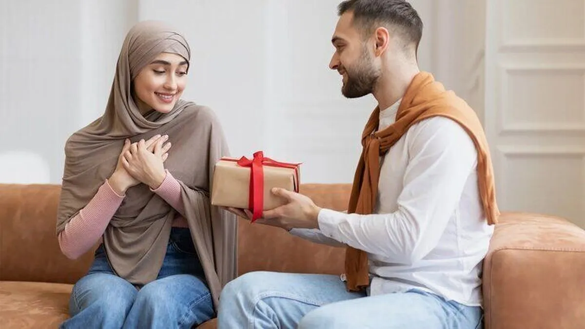 خوش‌اخلاق‌ترین مردان و زنان، محبوب‌ترین افراد در قیامت نزد پیامبر اکرم (ص)