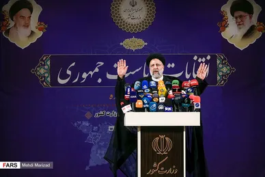 تصاویر منتخب روز آخر ثبت‌نام داوطلبان ریاست جمهوری ۱۴۰۰