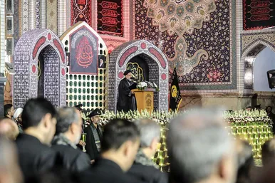 آئین خطبه خوانی شب عاشورا در حرم مطهر رضوی