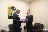 امضای تفاهم‌نامه همکاری میان استانداری خراسان رضوی و انجمن آثار و مفاخر فرهنگی