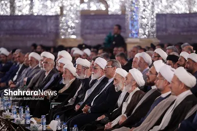 گزارش تصویری | نشست تحلیلی تبیینی «فتح قریب» در حرم مطهر رضوی