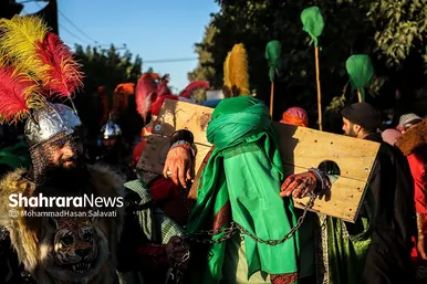 حرکت کاروان نمادین اسرای کربلا در مشهد