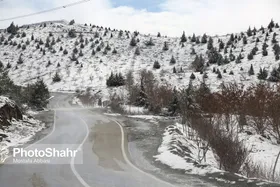 &nbsp;جاده&zwnj;های خراسان رضوی برفی و یخ زده است (۱۴ آذرماه ۱۴۰۱)