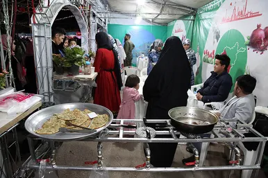 جشنواره غذای ملل و صنایع دستی ملی در مشهد
