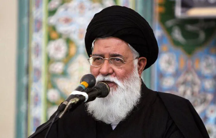 امام جمعه مشهد: حضرت زهرا (س) باعث شد اسلام در خط تداوم وحی و رهبری امامت باقی بماند