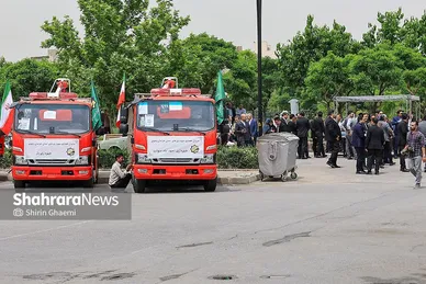 گزارش تصویری | واگذاری ۱۶ دستگاه ماشین‌آلات خدماتی شهری به شهرداری‌های خراسان رضوی
