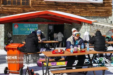 پیست اسکی توچال در روزهای زمستان