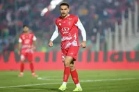 اورونوف در پرسپولیس ماندنی شد + عکس