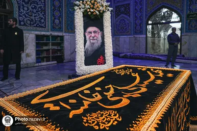 گزارش تصویری | آماده سازی مزار مطهر رهبر شهید انقلاب اسلامی در حرم مطهر رضوی