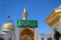 ویدئو | نصب کتیبه عید سعید غدیر در حرم مطهر امام رضا (ع)