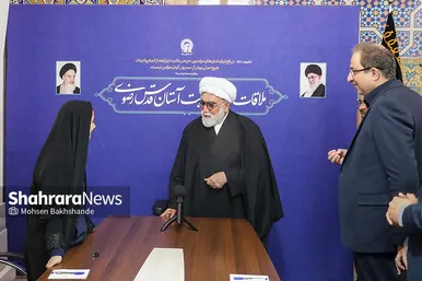 گزارش تصویری | دیدار تولیت آستان قدس رضوی با سارا دیدار بازیکن تیم ملی فوتبال ایران