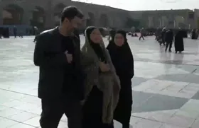 ویدئو | زن بودایی در حرم امام رضا (ع)&zwnj; شیعه&zwnj; شد